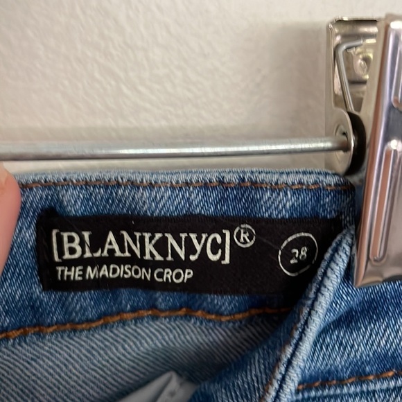 Blank NYC | Madison Crop High Rise Jean Size 28 - Picture 10 of 10
